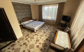 Guest House Eles